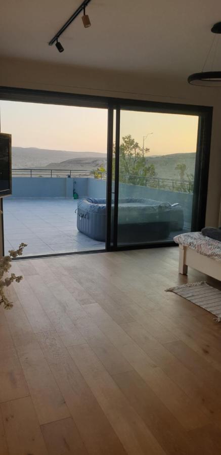 Villa נס הבריאה Midreshet Ben Gurion Exterior foto
